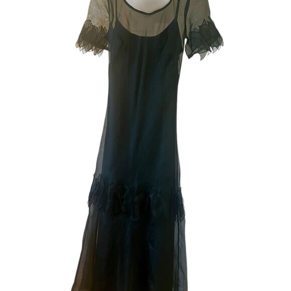 Bellomo Gown - Picture 2 of 12